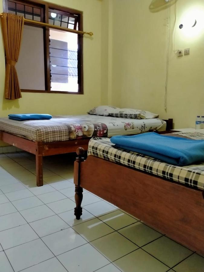 Hotel Prayogo Lama Prawirotaman Jogyakarta Zewnętrze zdjęcie